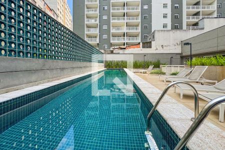 Studio para alugar com 38m², 1 quarto e sem vagaPiscina