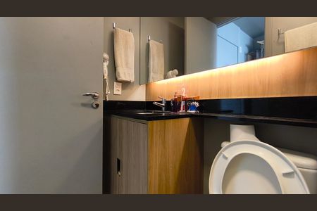 Banheiro de kitnet/studio à venda com 1 quarto, 38m² em Sé, São Paulo