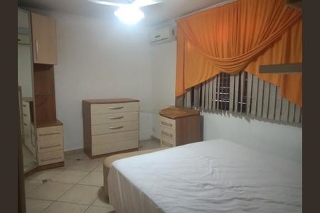 Casa à venda com 4 quartos, 180m² em Cidade das Flores, Osasco
