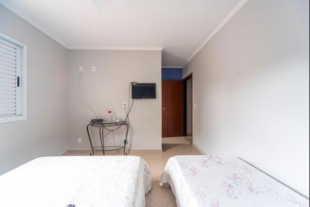 Casa à venda com 248m², 3 quartos e 8 vagasQuarto 1