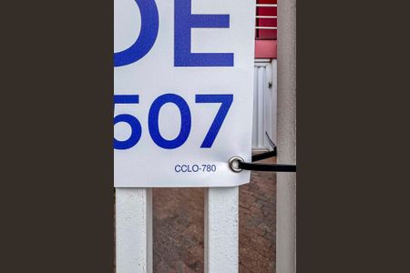 Casa à venda com 248m², 3 quartos e 8 vagasPlaca Instalada na Fachada