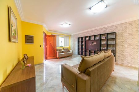 Casa à venda com 248m², 3 quartos e 8 vagasSala