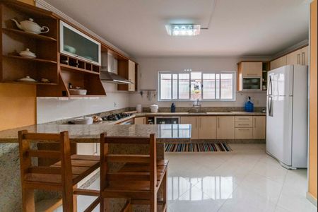 Casa à venda com 248m², 3 quartos e 8 vagasCopa e Cozinha 