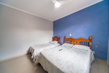 Casa à venda com 248m², 3 quartos e 8 vagasQuarto 1