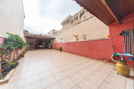 Casa à venda com 248m², 3 quartos e 8 vagasQuintal 
