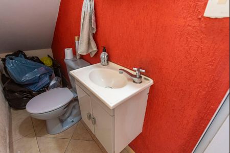 Casa à venda com 248m², 3 quartos e 8 vagasLavabo da Garagem