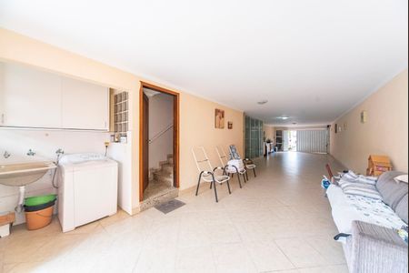 Casa à venda com 248m², 3 quartos e 8 vagasGaragem