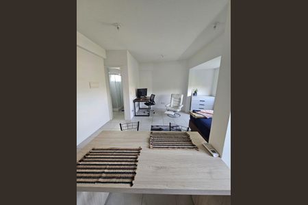 Studio Sala/quarto/cozinha de apartamento para alugar com 1 quarto, 40m² em Santo Antônio, Porto Alegre