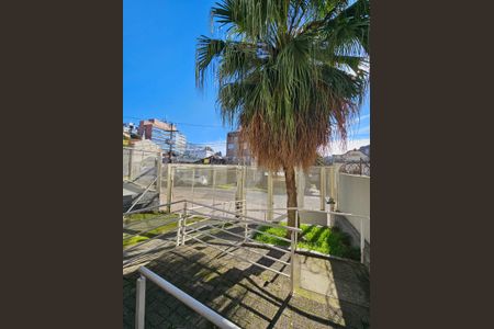 Área externa de apartamento para alugar com 1 quarto, 40m² em Santo Antônio, Porto Alegre
