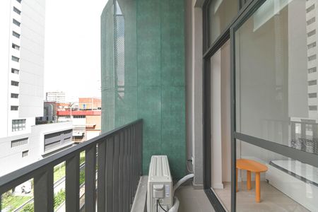 Studio para alugar com 24m², 1 quarto e sem vaga Studio para alugar com 24m², 1 quarto e sem vagaVaranda