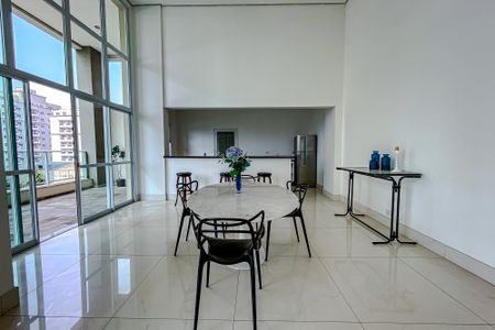 Apartamento à venda com 40m², 1 quarto e 1 vagaÁrea comum