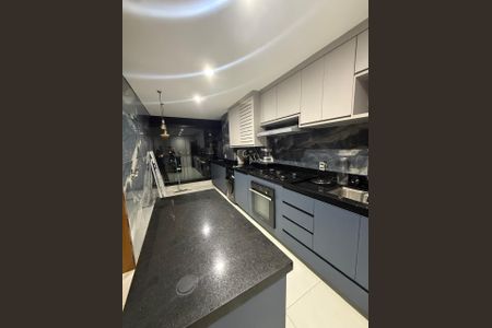 Cozinha de apartamento à venda com 2 quartos, 54m² em Centro, Osasco
