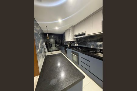 Cozinha de apartamento à venda com 2 quartos, 54m² em Centro, Osasco