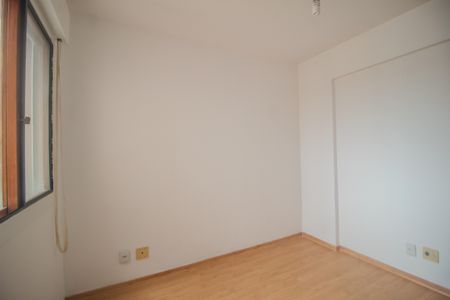 Apartamento para alugar com 77m², 3 quartos e 2 vagasQuarto