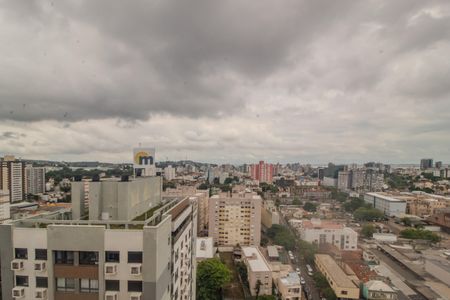 Apartamento para alugar com 77m², 3 quartos e 2 vagasVista
