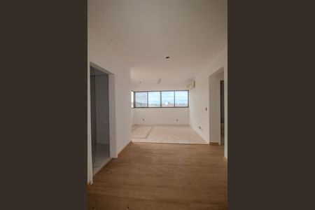 Apartamento para alugar com 77m², 3 quartos e 2 vagasSala