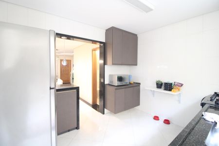 Casa para alugar com 125m², 3 quartos e 2 vagasCozinha