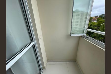 Apartamento para alugar com 56m², 2 quartos e 1 vagaVaranda