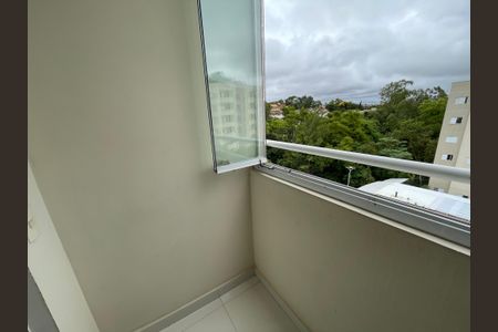 Apartamento para alugar com 56m², 2 quartos e 1 vagaVaranda