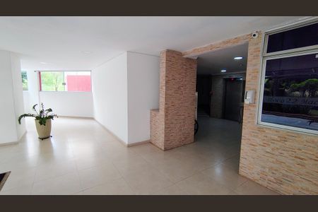 Apartamento para alugar com 63m², 2 quartos e 1 vaga Apartamento para alugar com 63m², 2 quartos e 1 vagaHall de entrada