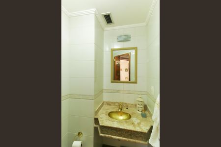 Apartamento à venda com 141m², 4 quartos e 2 vagasLavabo