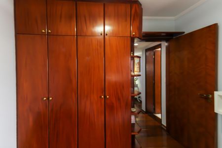 Apartamento à venda com 141m², 4 quartos e 2 vagasQuarto 3