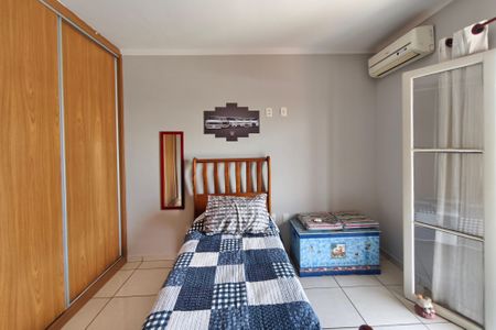 Casa à venda com 180m², 4 quartos e 3 vagasQuarto 2