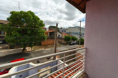 Casa à venda com 180m², 4 quartos e 3 vagasVaranda Quarto 3