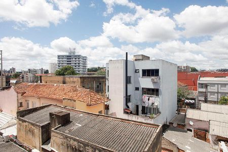 Sala Vista de apartamento à venda com 2 quartos, 65m² em Azenha, Porto Alegre
