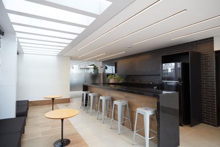 Apartamento à venda com 72m², 2 quartos e 2 vagas Apartamento à venda com 72m², 2 quartos e 2 vagasÁrea comum - Churrasqueira