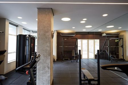 Apartamento à venda com 72m², 2 quartos e 2 vagas Apartamento à venda com 72m², 2 quartos e 2 vagasÁrea comum - Academia