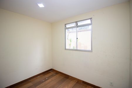 Apartamento à venda com 58m², 3 quartos e 1 vagaQuarto 2