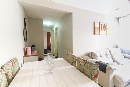 Sala de apartamento para alugar com 2 quartos, 44m² em Jardim Vista Alegre, Ferraz de Vasconcelos