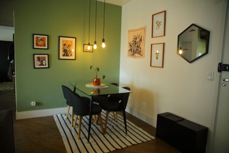 Apartamento à venda com 63m², 2 quartos e 2 vagasSala