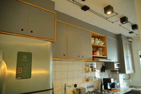 Apartamento à venda com 63m², 2 quartos e 2 vagasCozinha 