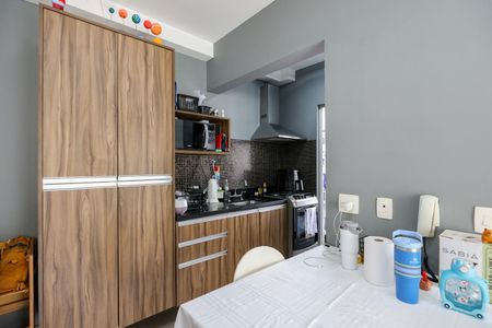 Apartamento à venda com 70m², 2 quartos e 2 vagasCozinha