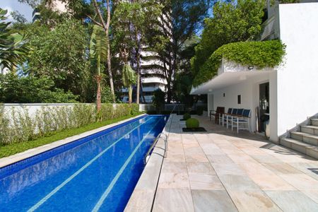 Apartamento à venda com 70m², 2 quartos e 2 vagasÁrea comum - Piscina