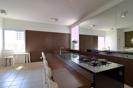 Apartamento à venda com 70m², 2 quartos e 2 vagasÁrea comum - Salão de festas