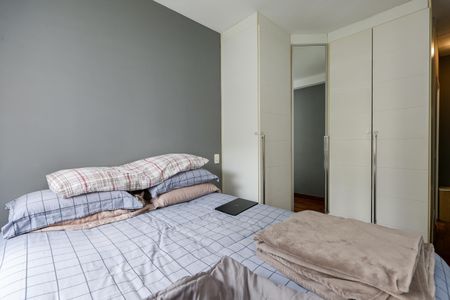 Apartamento à venda com 70m², 2 quartos e 2 vagasSuíte 1