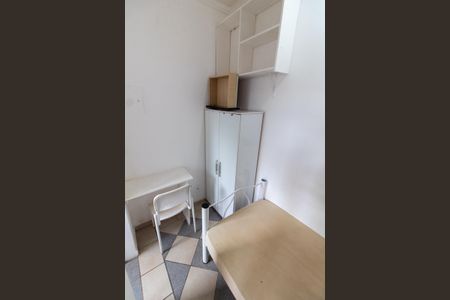 SALA/QUARTO de kitnet/studio para alugar com 1 quarto, 17m² em Cidade Universitária, Campinas