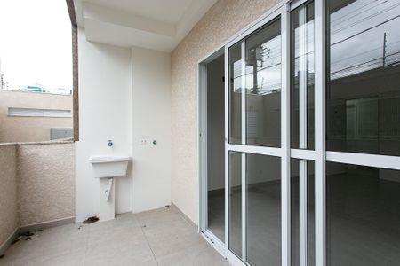 Apartamento para alugar com 44m², 2 quartos e sem vaga Apartamento para alugar com 44m², 2 quartos e sem vagaVaranda