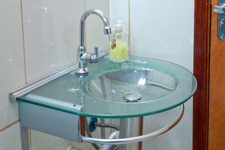 Apartamento para alugar com 85m², 2 quartos e 2 vagasBanheiro 