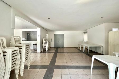 Apartamento para alugar com 60m², 2 quartos e 1 vaga Apartamento para alugar com 60m², 2 quartos e 1 vagaÁrea comum - Salão de festas