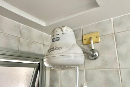 Apartamento para alugar com 60m², 2 quartos e 1 vaga Apartamento para alugar com 60m², 2 quartos e 1 vagaBanheiro Corredor