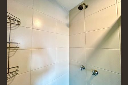 Apartamento para alugar com 61m², 2 quartos e 2 vagas Apartamento para alugar com 61m², 2 quartos e 2 vagasBanheiro da Suíte