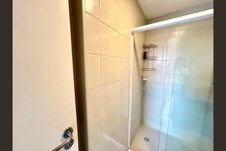 Apartamento para alugar com 61m², 2 quartos e 2 vagas Apartamento para alugar com 61m², 2 quartos e 2 vagasBanheiro da Suíte