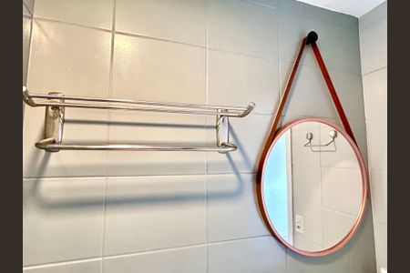 Apartamento para alugar com 61m², 2 quartos e 2 vagas Apartamento para alugar com 61m², 2 quartos e 2 vagasBanheiro da Suíte