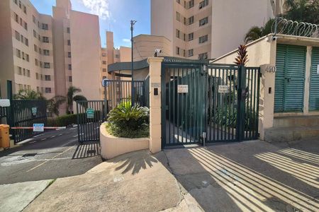 Apartamento à venda com 70m², 3 quartos e 1 vaga Apartamento à venda com 70m², 3 quartos e 1 vagaFachada e Portaria