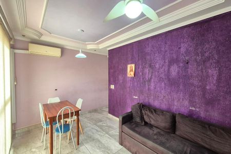 Apartamento à venda com 70m², 3 quartos e 1 vaga Apartamento à venda com 70m², 3 quartos e 1 vagaSala