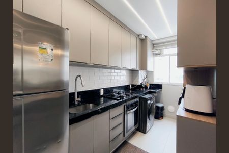 Apartamento à venda com 47m², 2 quartos e 1 vagaCozinha e Área de Serviço
